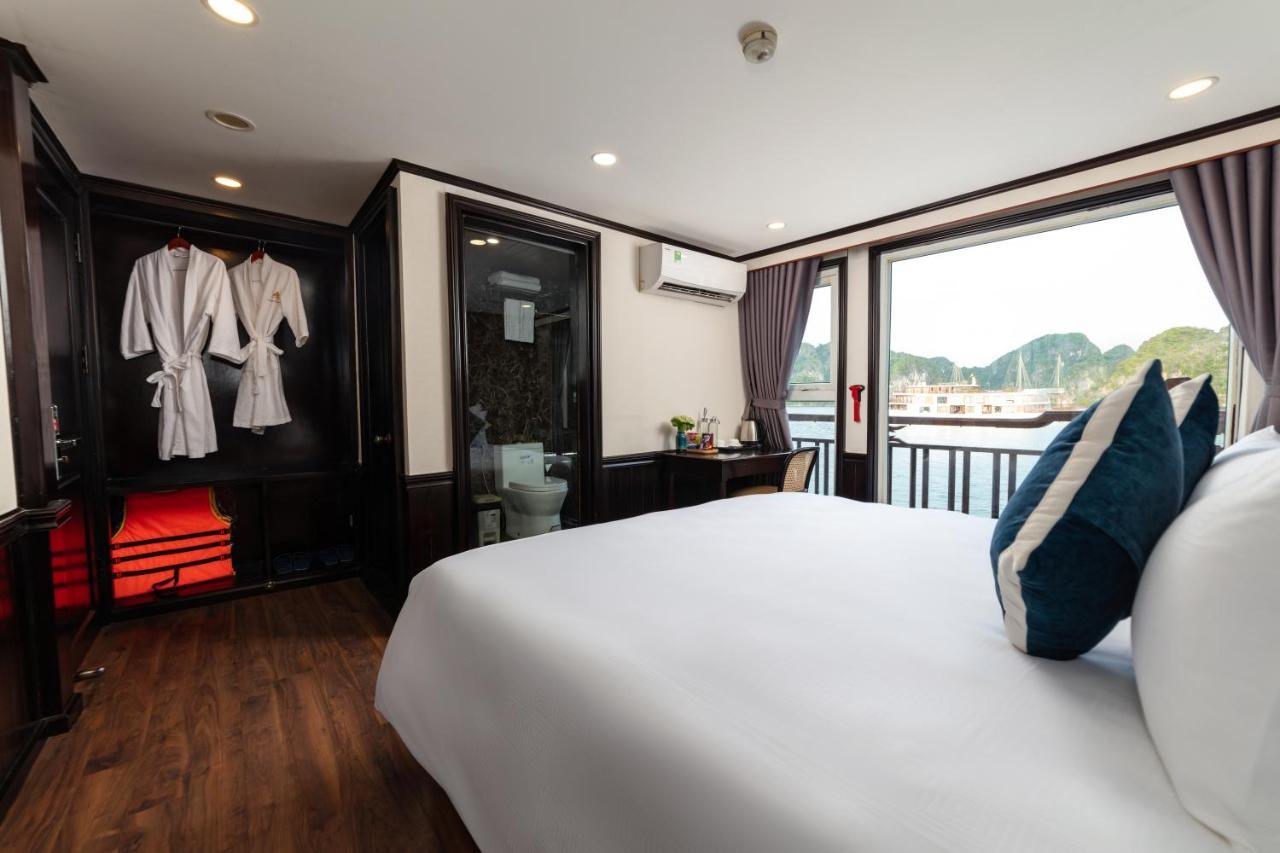 Amanda Cruise Ha Long Bay Hotell Exteriör bild