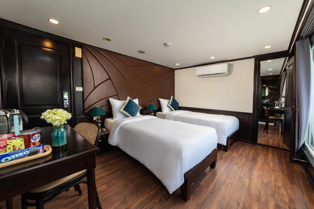 Amanda Cruise Ha Long Bay Hotell Exteriör bild