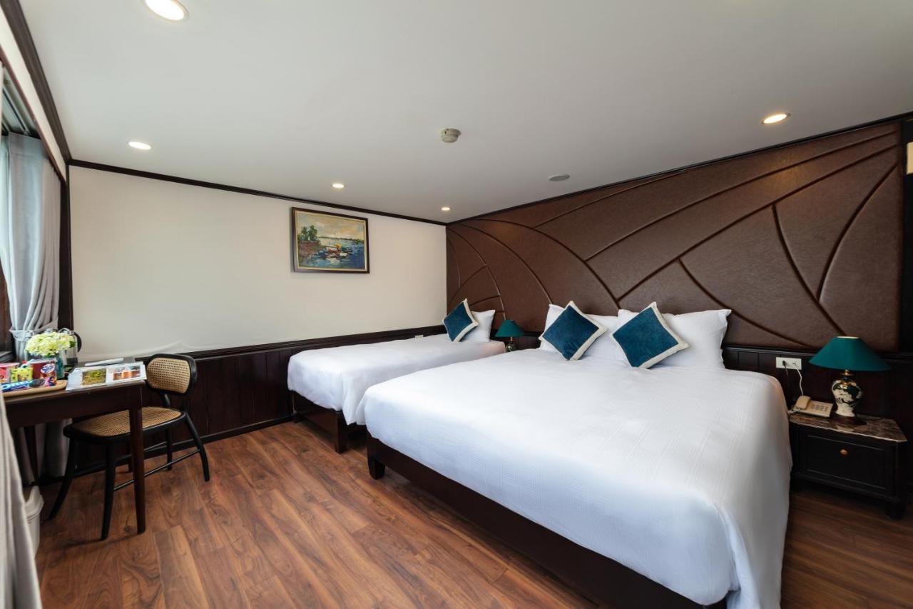 Amanda Cruise Ha Long Bay Hotell Exteriör bild