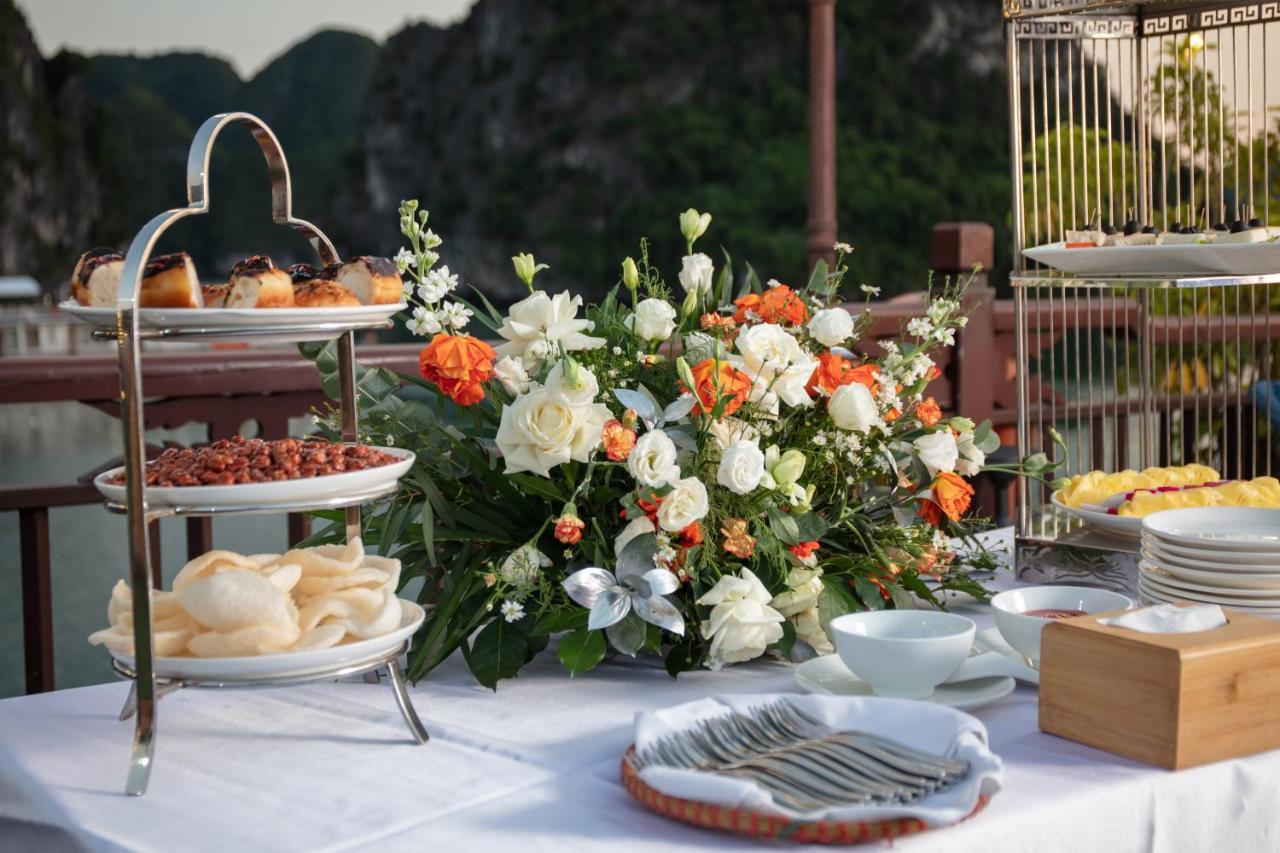 Amanda Cruise Ha Long Bay Hotell Exteriör bild